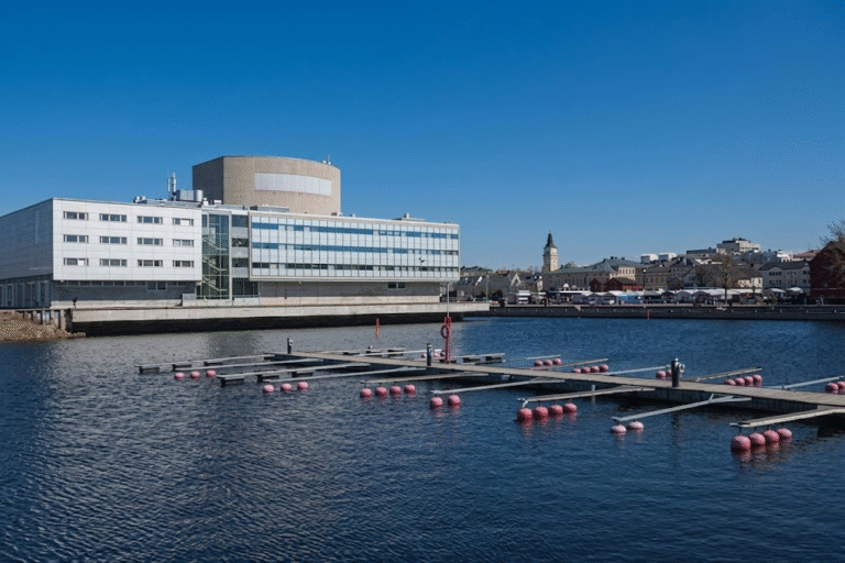 The Future of Waterfront Architecture: How Modular Engineering is Transforming Coastal Spaces