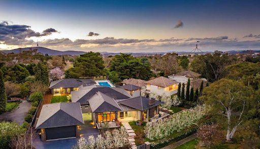 How a Buyers Agent in Canberra Can Simplify Your Property Purchase
